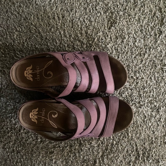 Dansko Purple Sandals Comfort Style - Picture 2 of 8